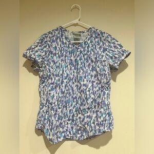 Scrub star small scrub top